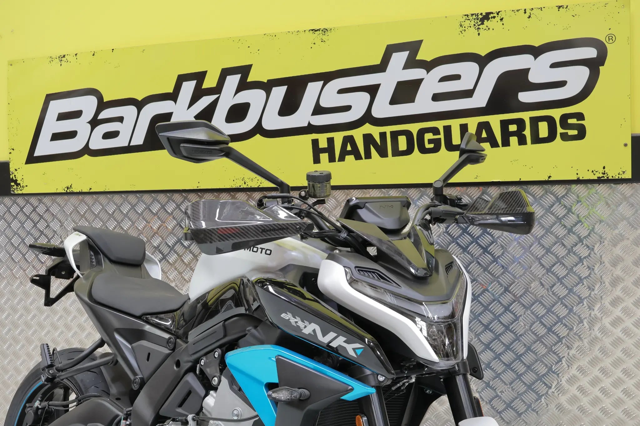 BARKBUSTERS Handguard Hardware Kit for CFMoto 675 NK