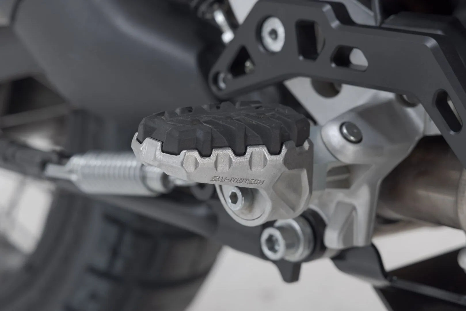 Sw-motech Evolution Footrest Kit - Adjustable