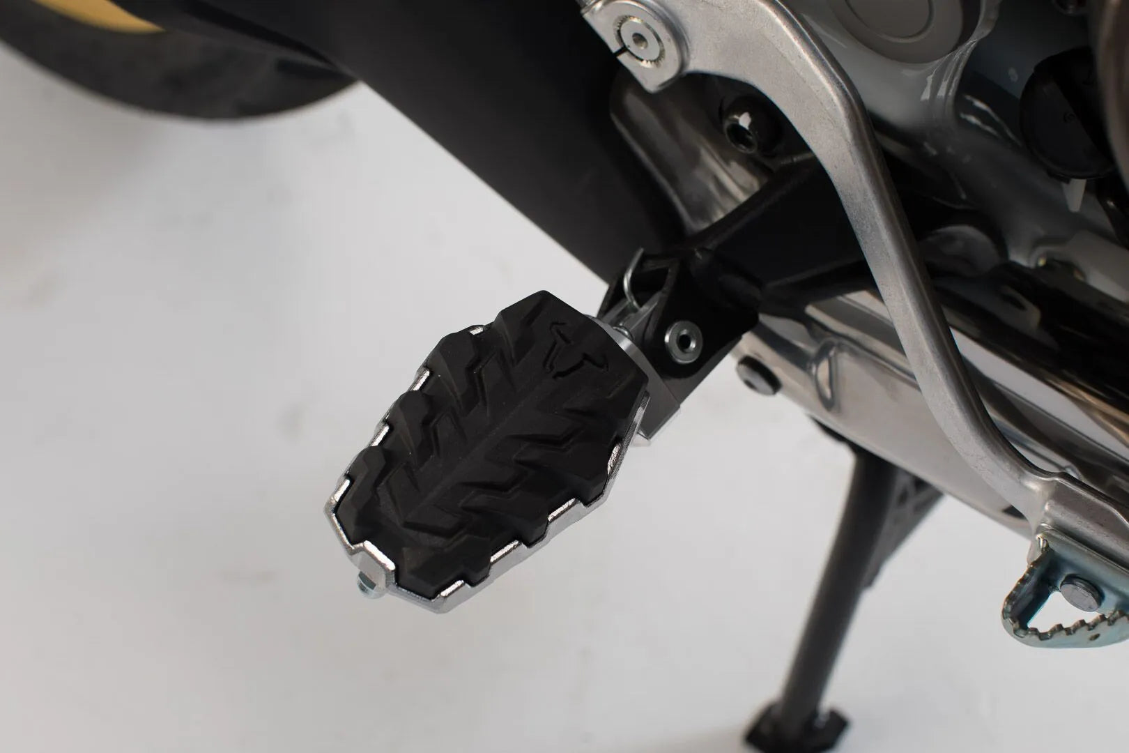 Sw-motech Evolution Footrest Kit - Adjustable