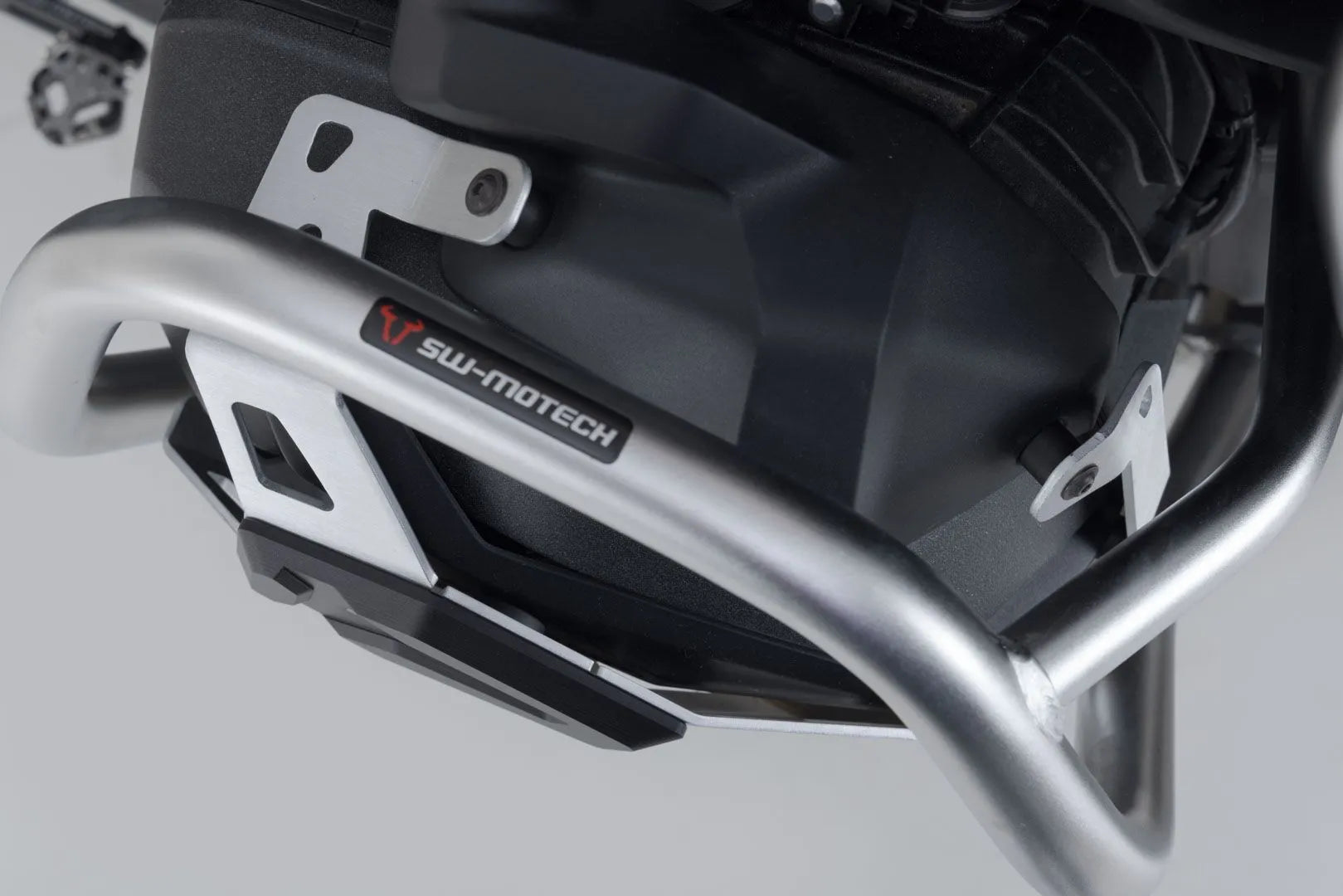 Sw-motech Cylinder Guard For Bmw Boxer Engines