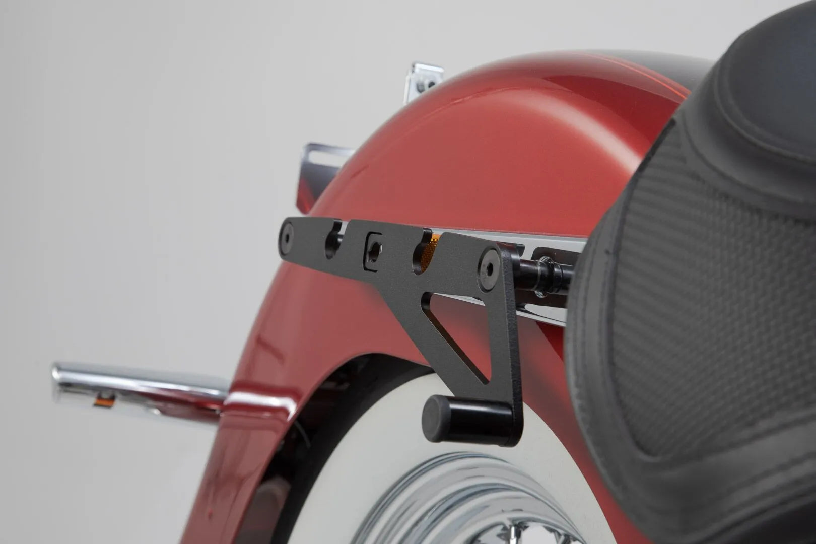 Sw-motech Slh Side Carrier For Harley-davidson