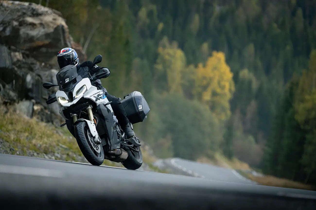 Bridgestone T33 Tire - 160/60zr17 Rear Radial Tire