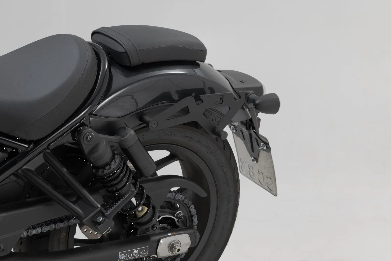 Sw-motech Slh Side Carrier For Harley-davidson