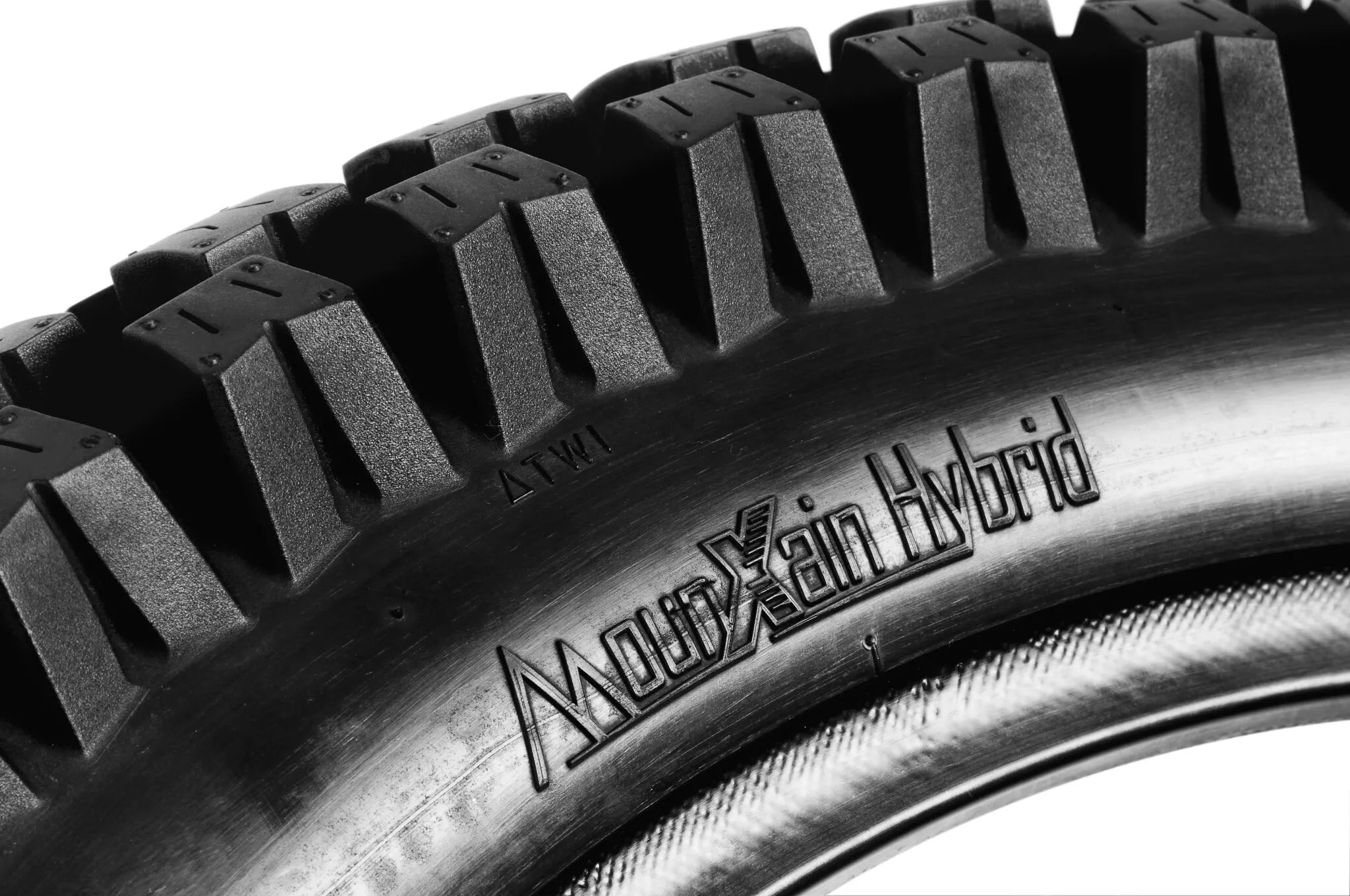 Motoz Mountain Hybrid Tire 120/100-18 Rear