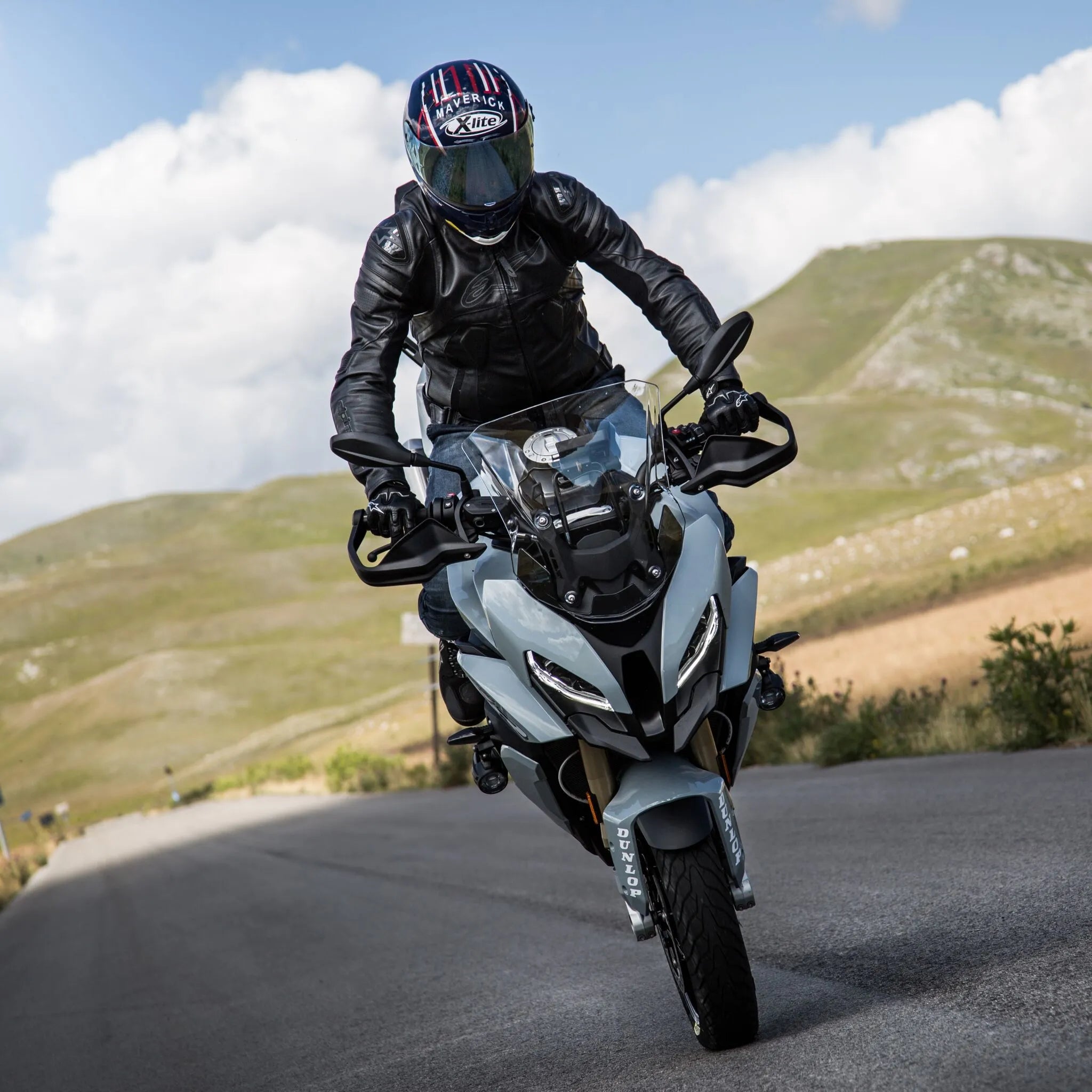 Dunlop Mutant Tire 120/70zr17 Front