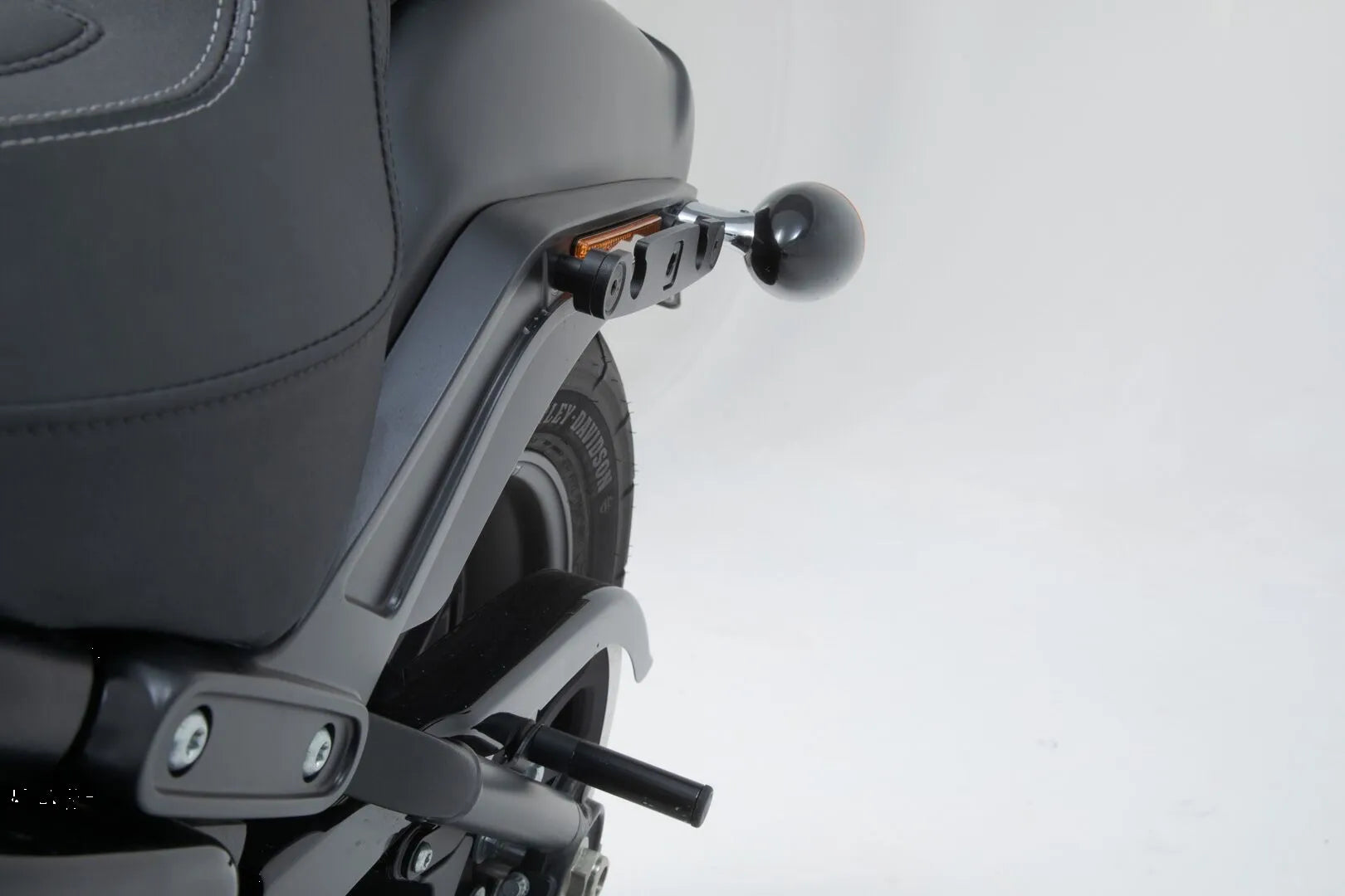 Sw-motech Slh Side Carrier For Harley-davidson