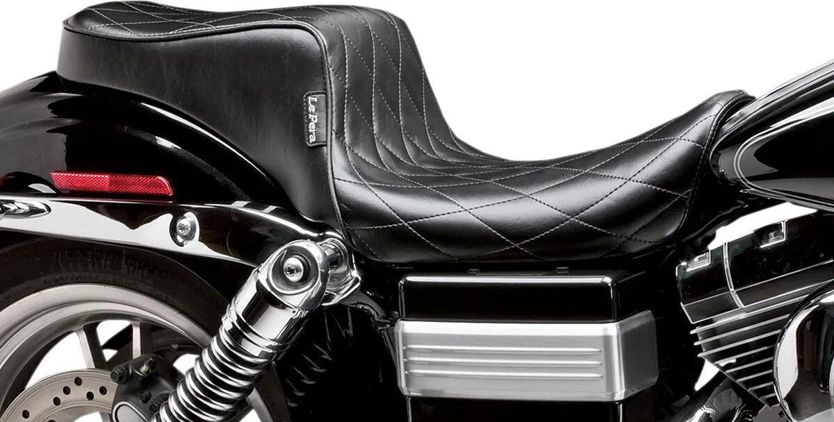 Le Pera Cherokee Seat - Black Vinyl, King/queen - For Harley Davidson