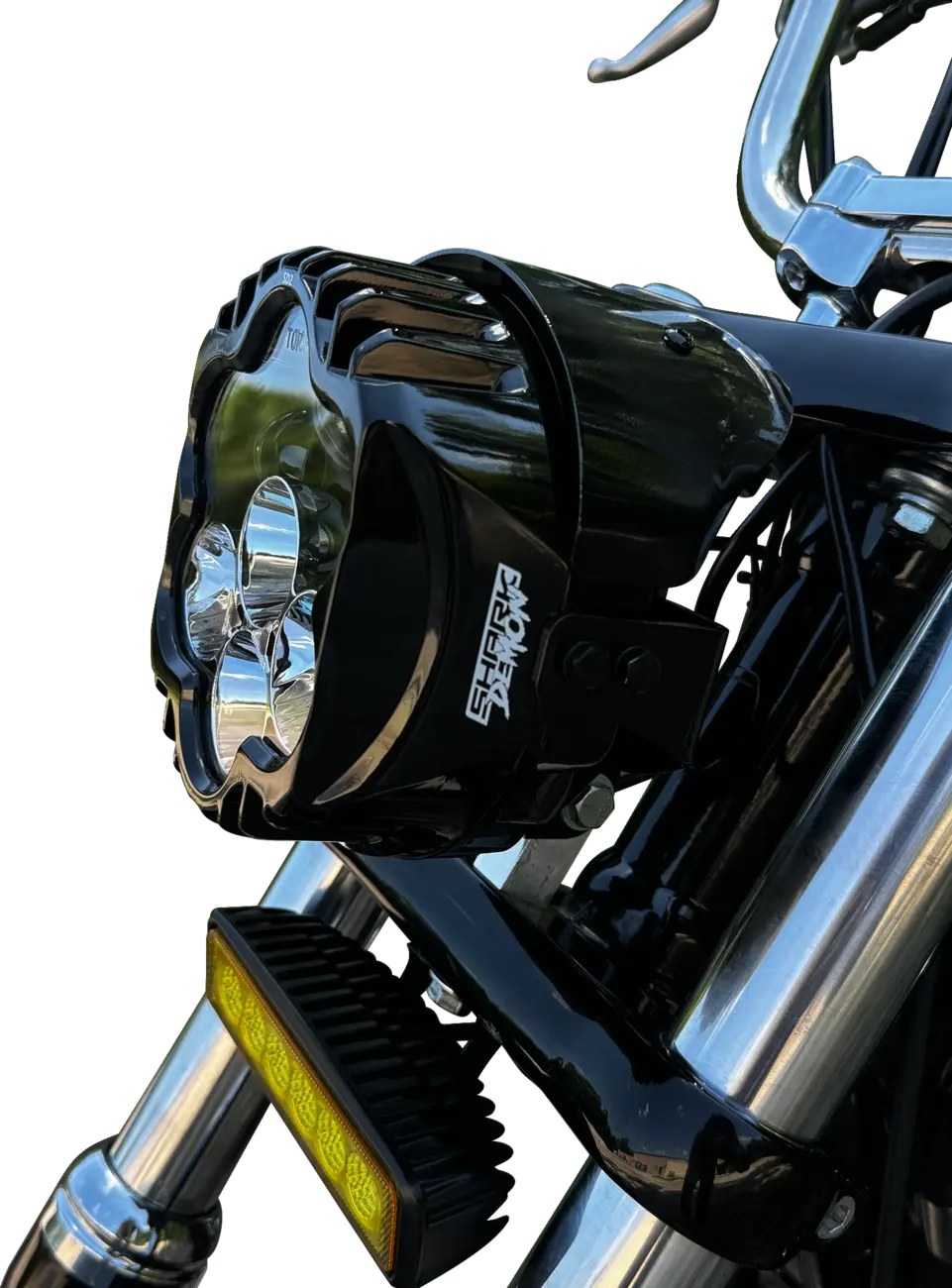 Custom Dynamics Shark Demon® Led Pedestal Headlight