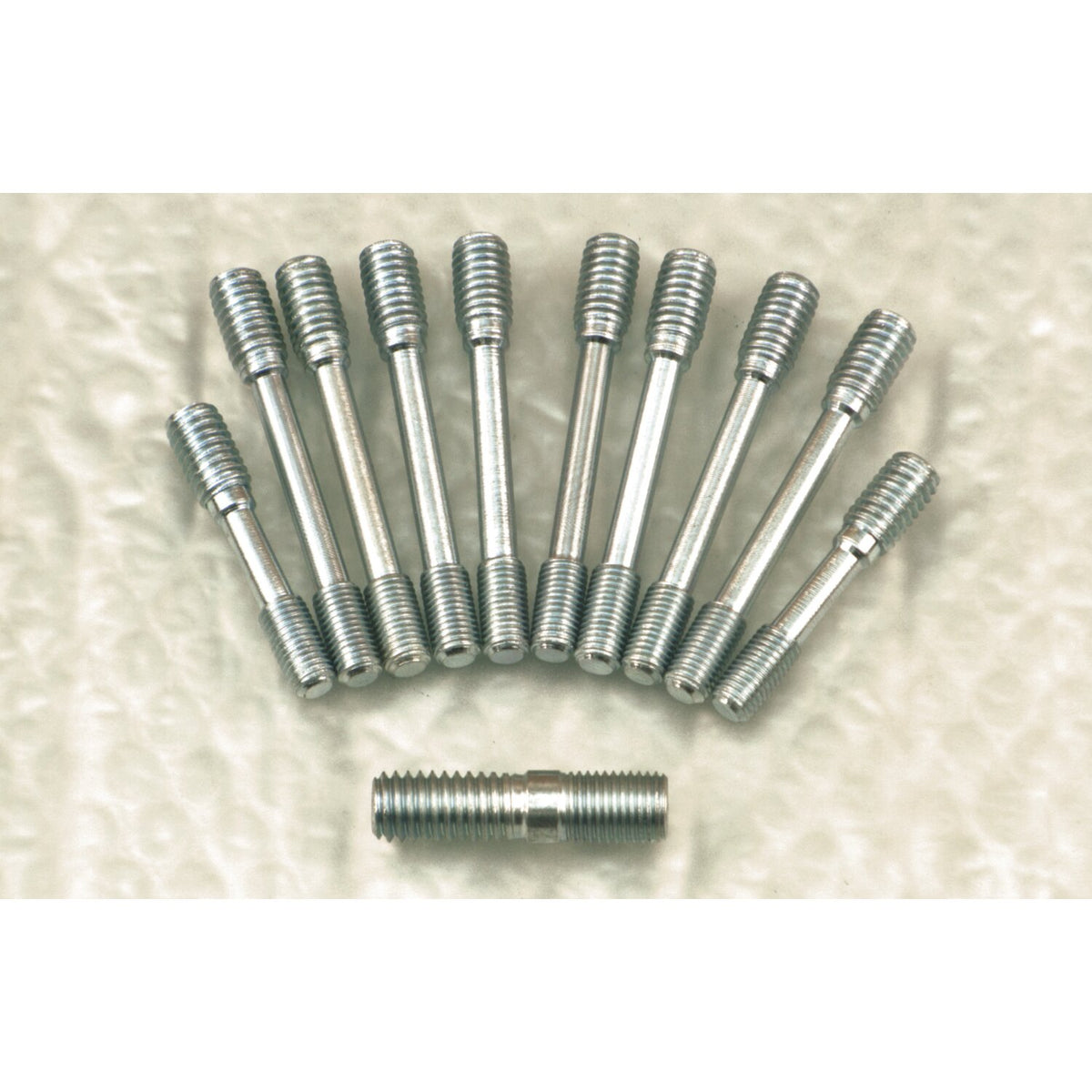 MCS Rocker box stud kit for 1 cylinder head - Zinc