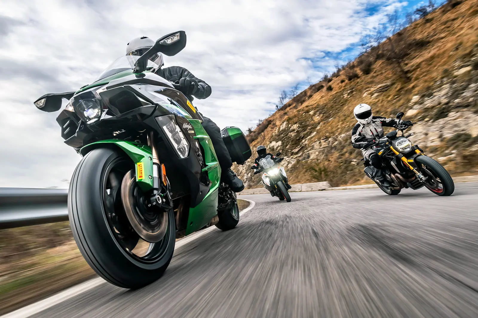 Pirelli Angel Gt Ii Tire 120/60zr17 Front