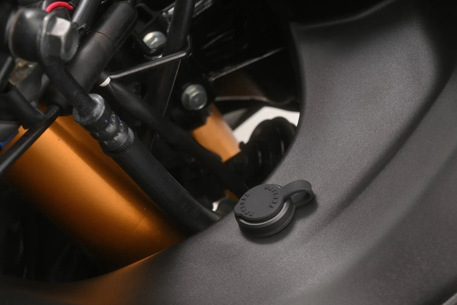 Daytona Usb Charging Port - 5v/2.4a Output