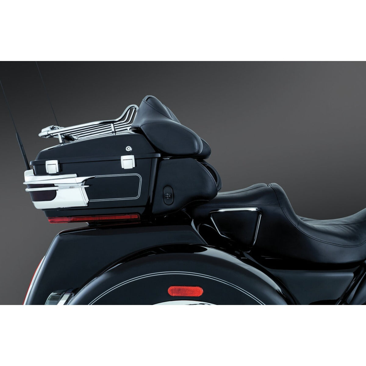 Kuryakyn Relocator kit for Tour-Pak