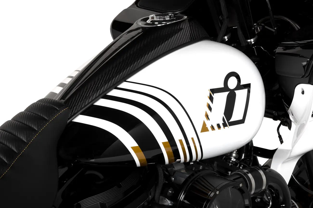 Saddlemen Carbon Fiber Dash Panel for Touring Models