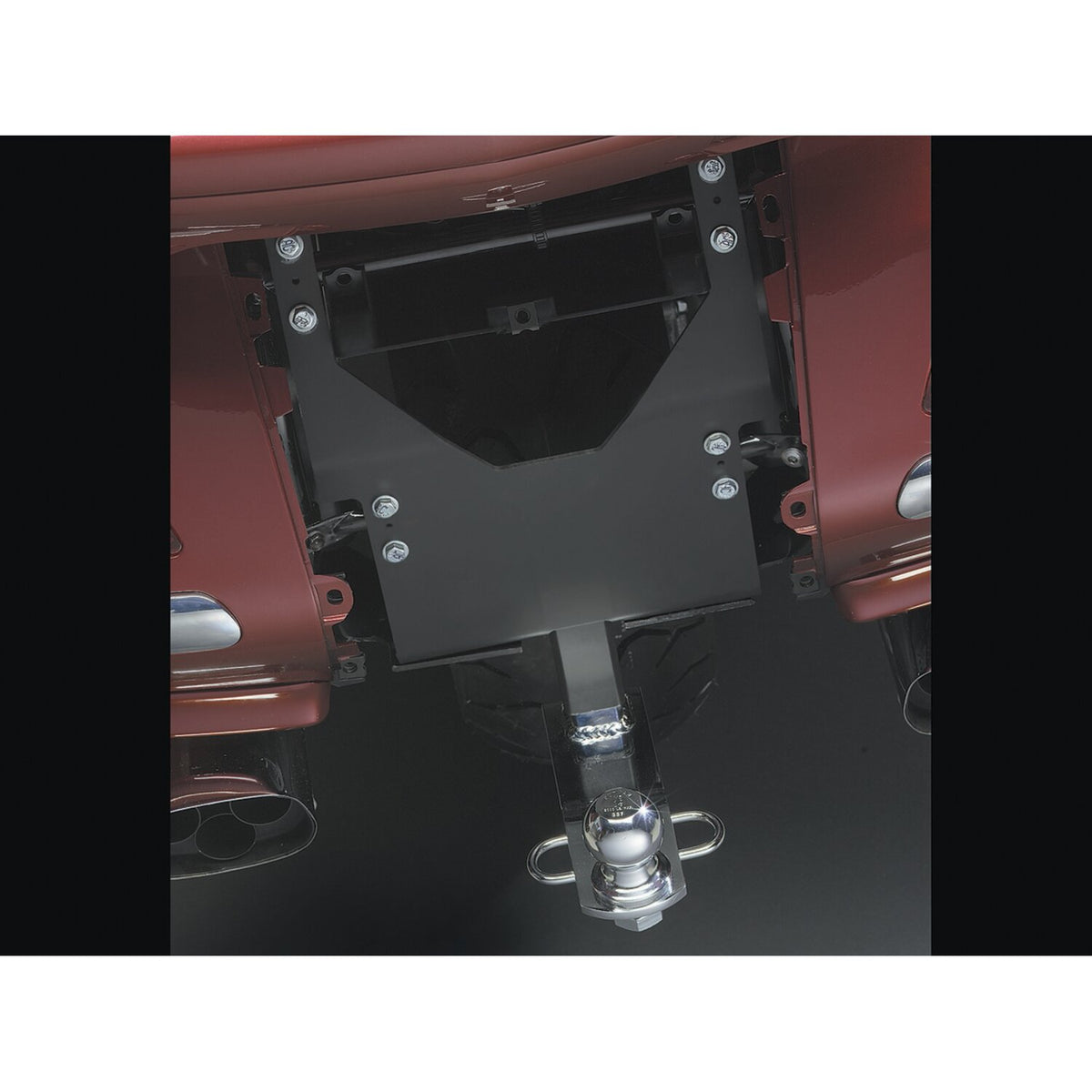 Kuryakyn Trailer hitch 01-10 Goldwing