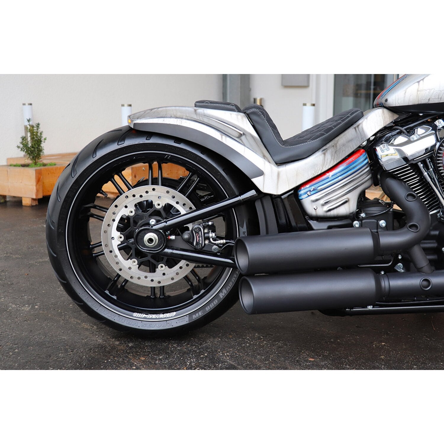 Cult-Werk Softail wide fender kit 'Racing' - 2-up seat