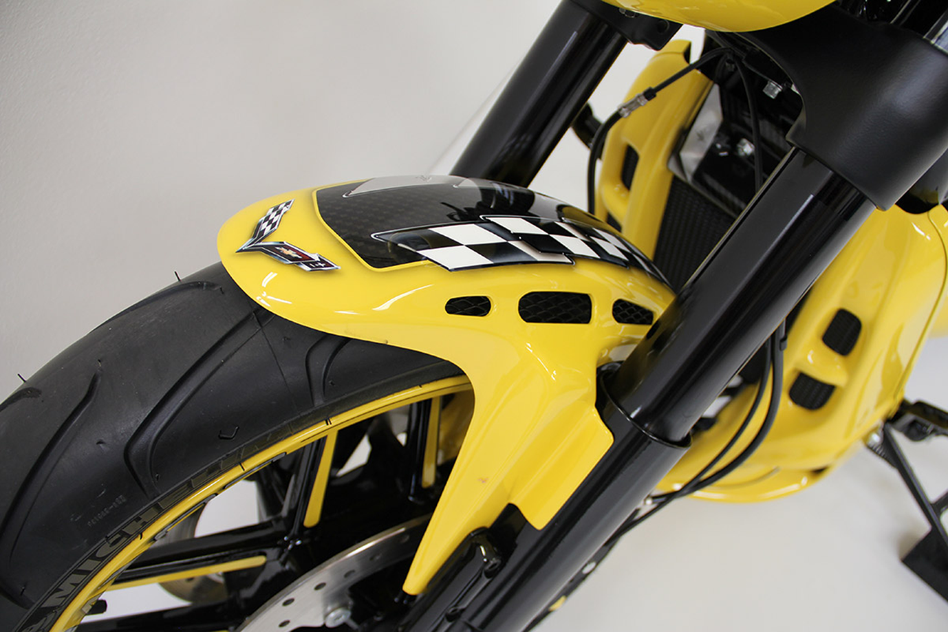Cult-Werk V2 Custom Front Fenders – Fender & Struts