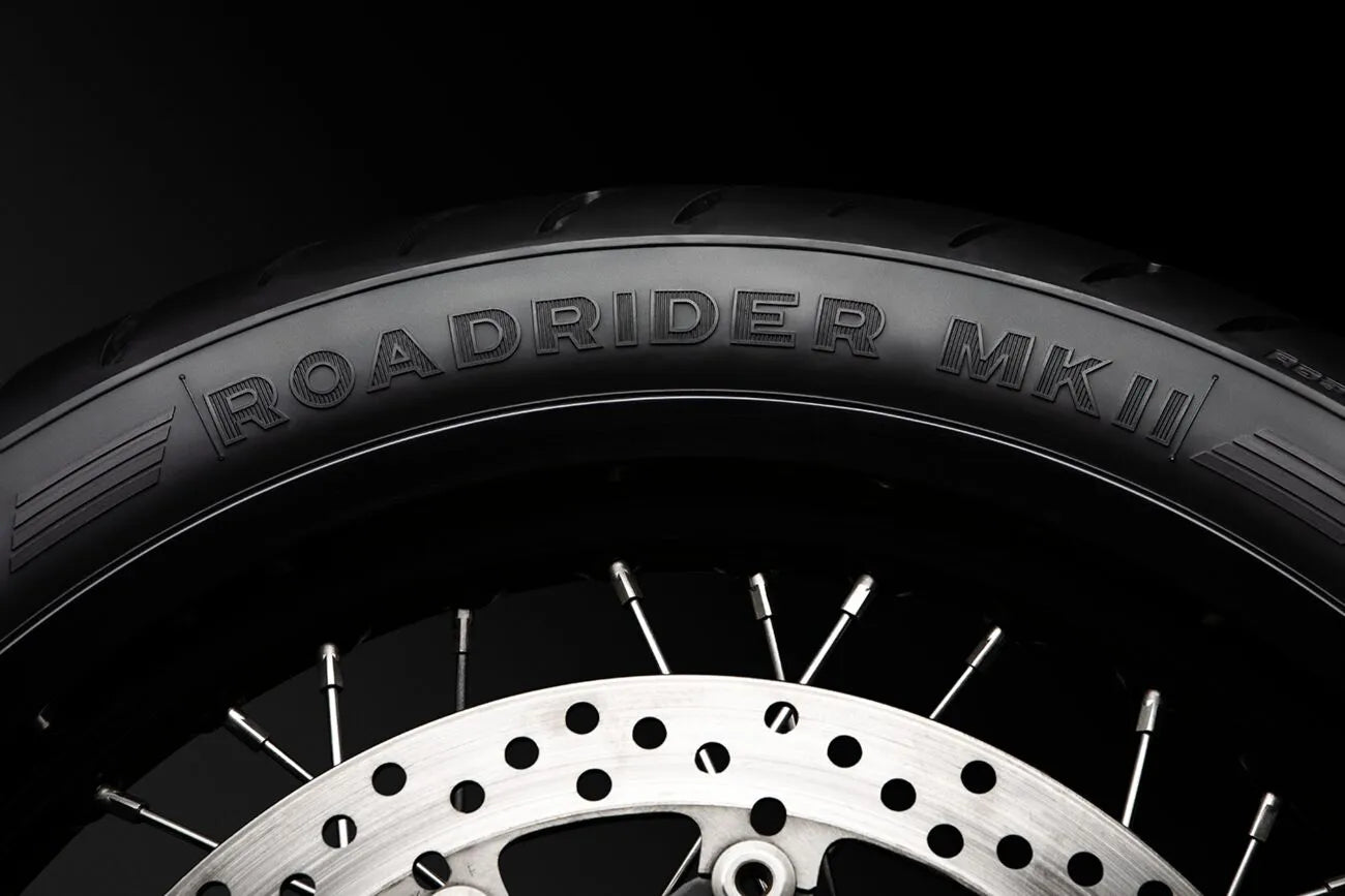 Avon Roadrider Mkii Tire - 130/90-17 Rear Tubeless