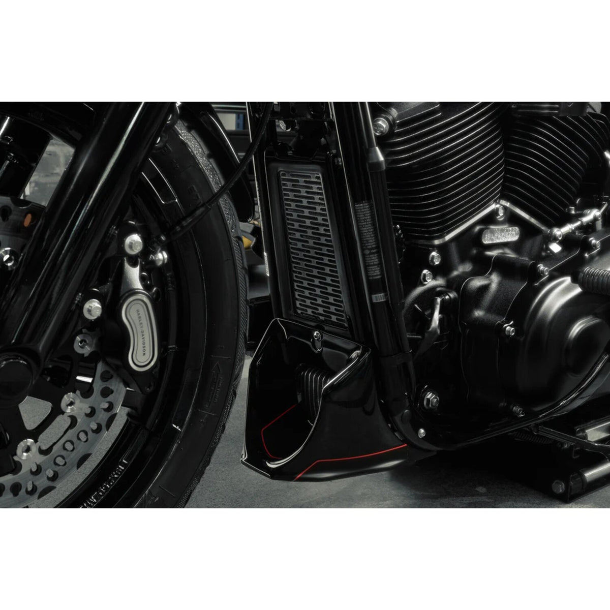 Killer Custom oil radiator guard 'Merco' - Black