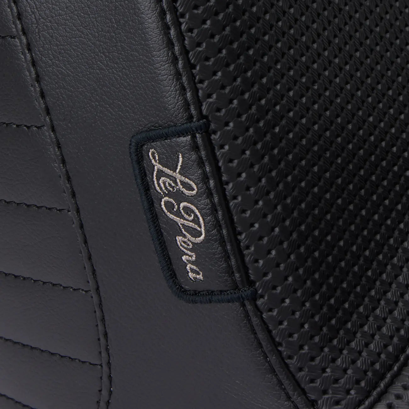 Le Pera Tailwhip Up Front Seat - For Harley Davidson