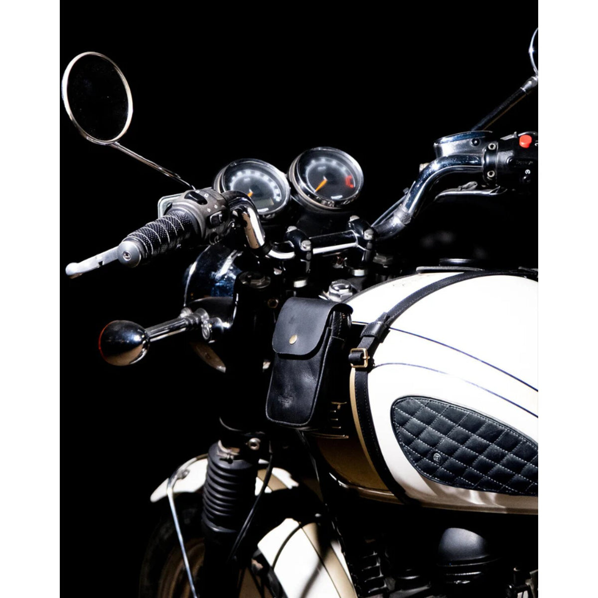 Trip Machine Tank Strap Right Side Fuel Inlet black