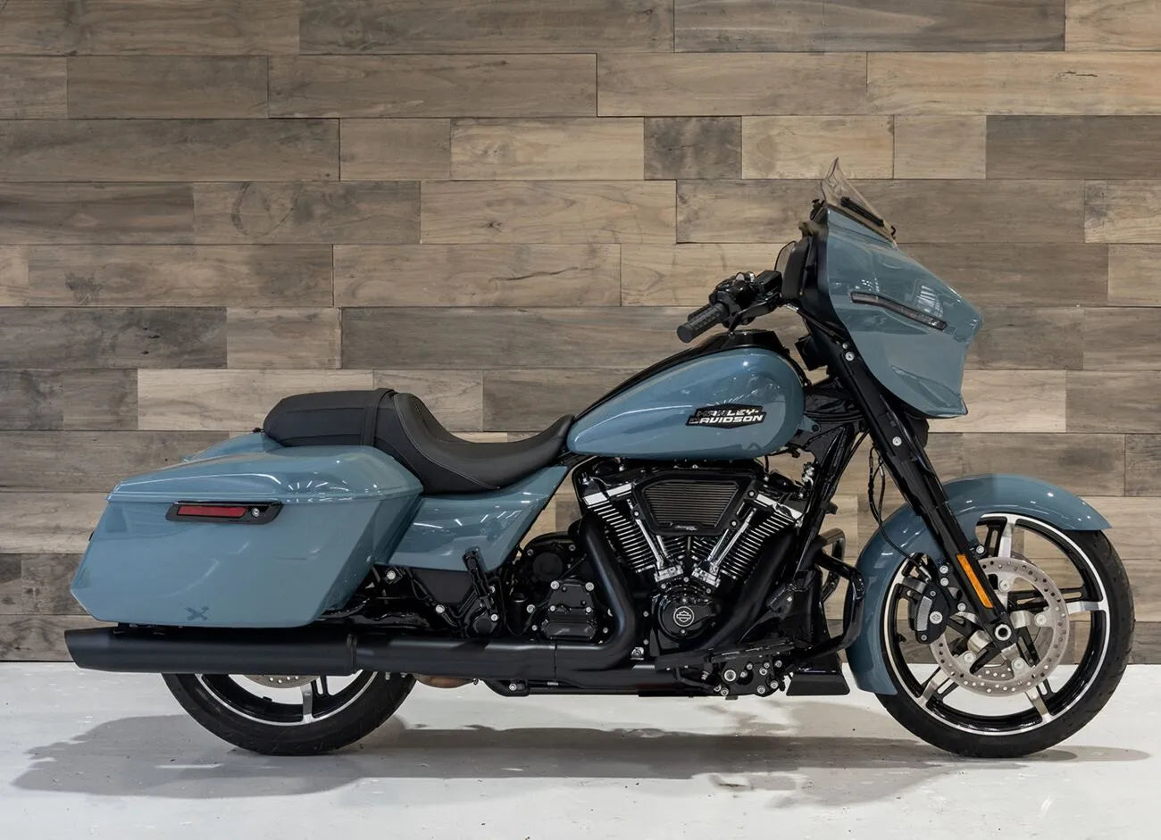 Klock Werks Tire Hugger Front Fender for Dresser