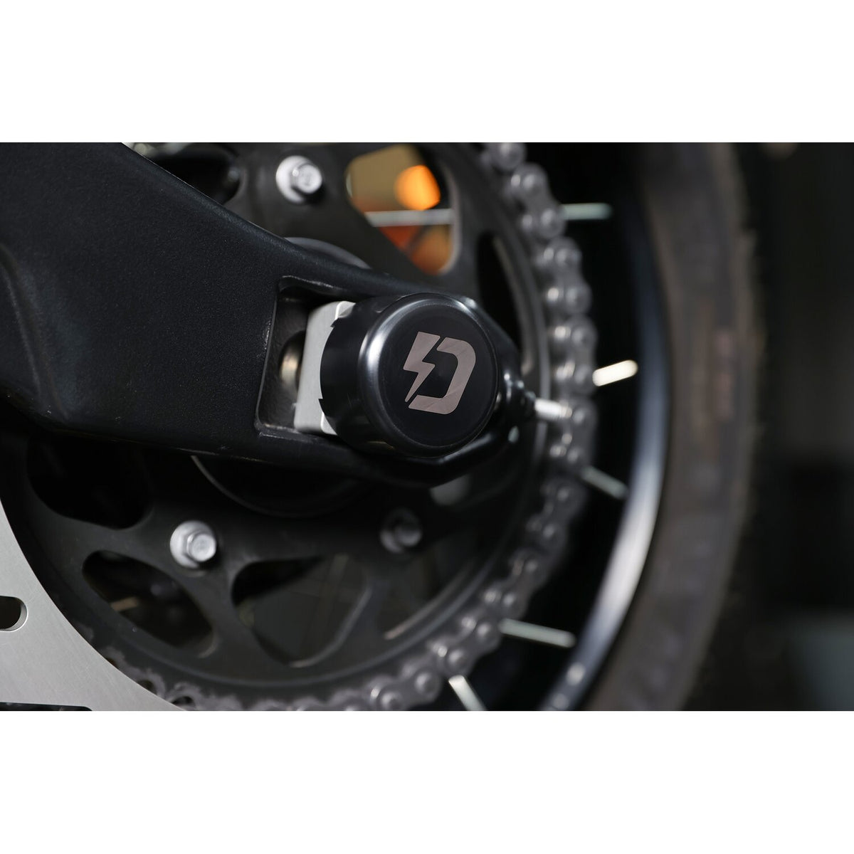 Dynojet axle slider set - Rear - 2 stk