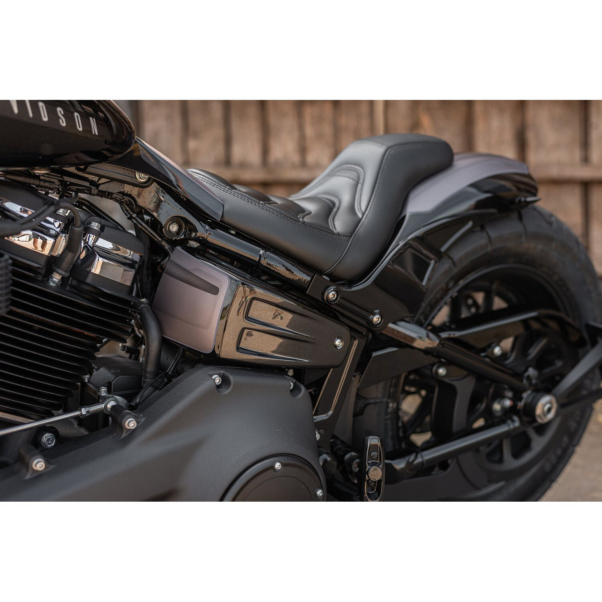 Killer Custom side covers Avenger