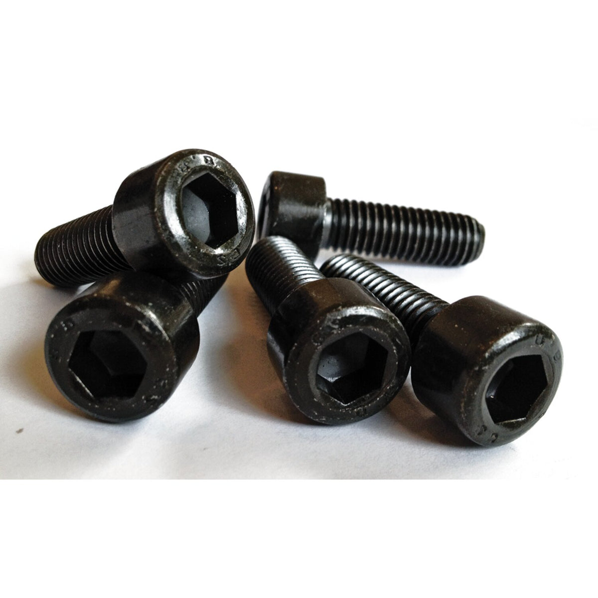 Cult-Werk triple tree bolt set - Black - 5 stk