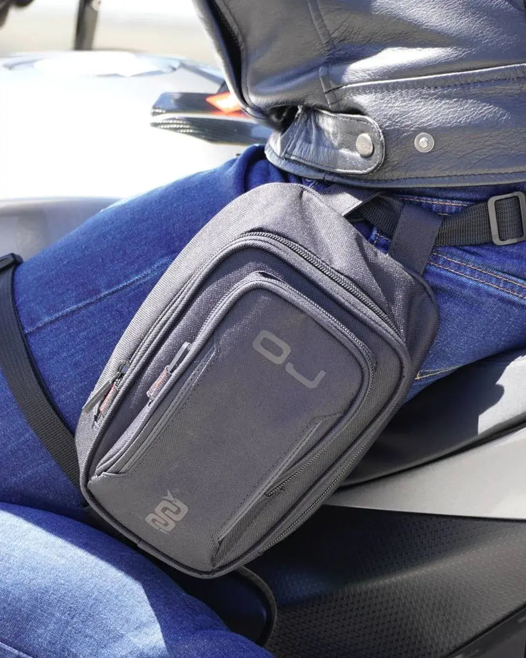 OJ Atmosfere Metropolitane City Track Leg Bag Black 1.5 Liters