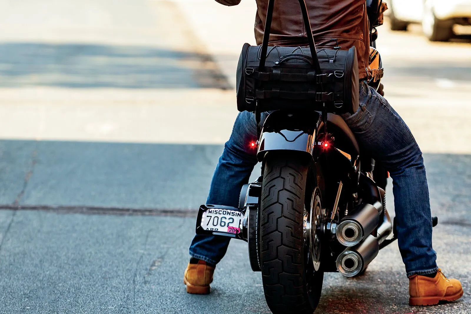 Kuryakyn Momentum Rambler Roll Bag