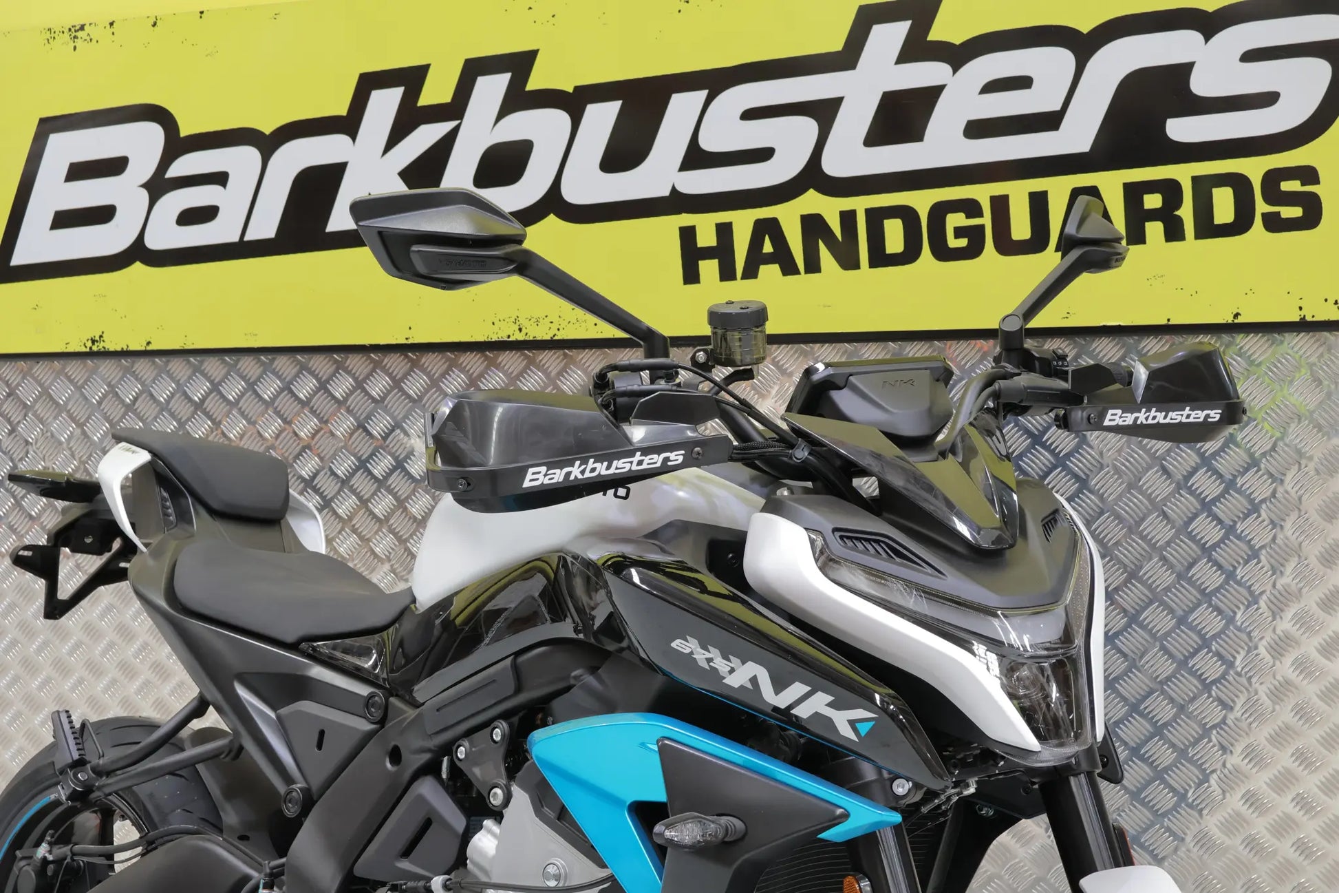 BARKBUSTERS Handguard Hardware Kit for CFMoto 675 NK