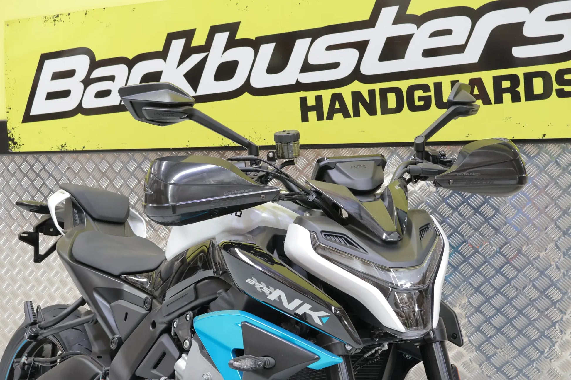 BARKBUSTERS Handguard Hardware Kit for CFMoto 675 NK