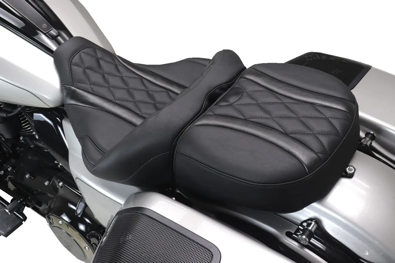 Mustang Deluxe Touring One-Piece 2-Up Seat