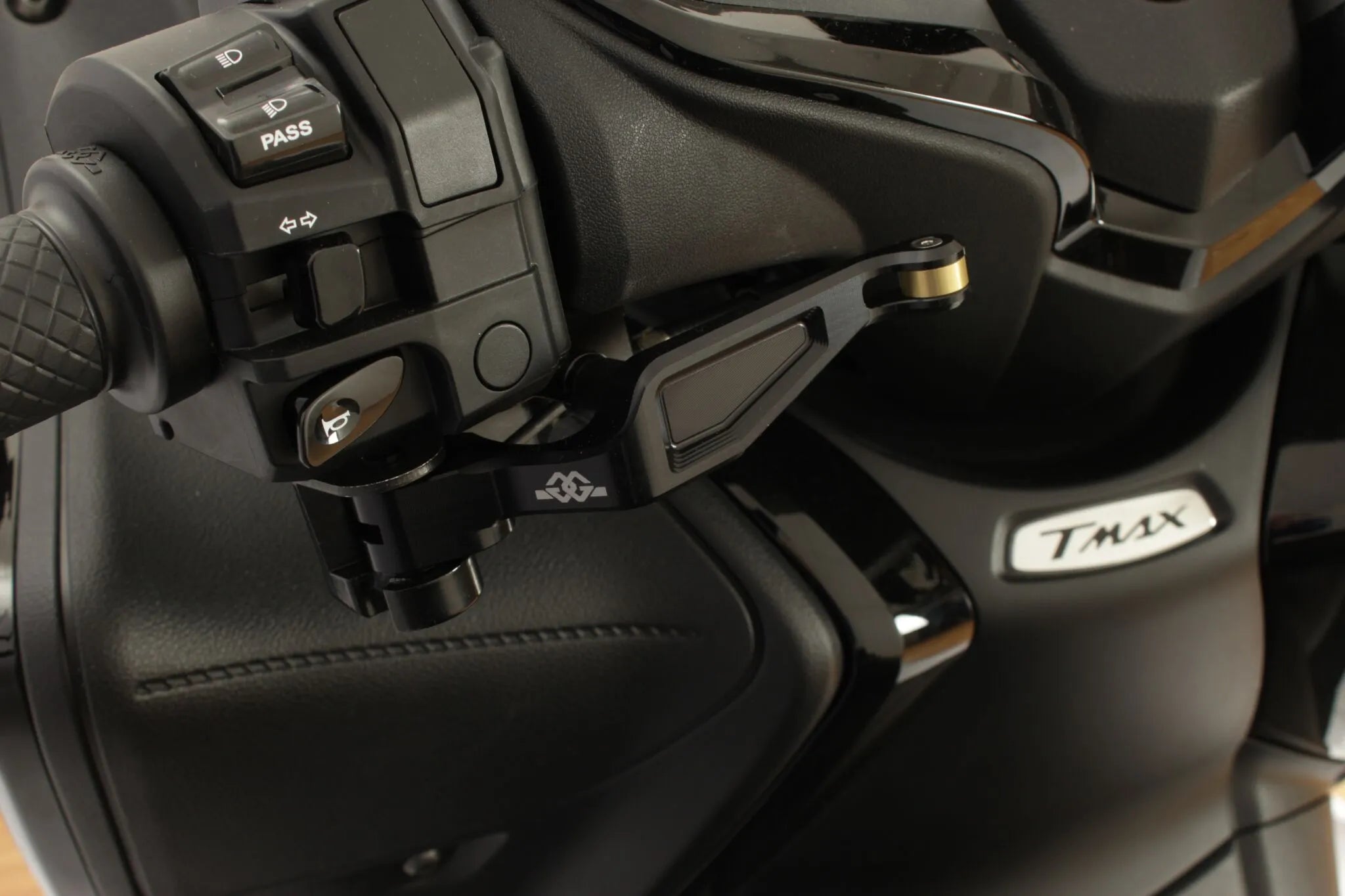 Gilles Tooling Park Brake Lever - Enhanced Control