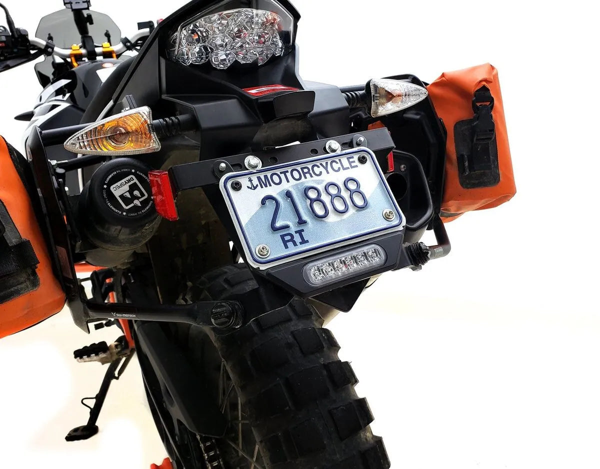 Denali B6 Led Brake Light Kit W/ License Plate Mount