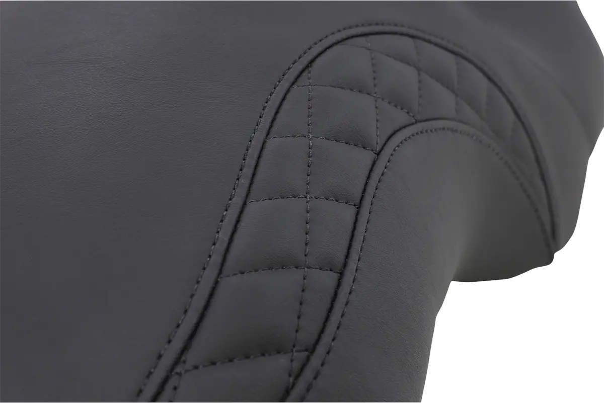 Mustang Tripper Fastback Seat - Yaffe Tank