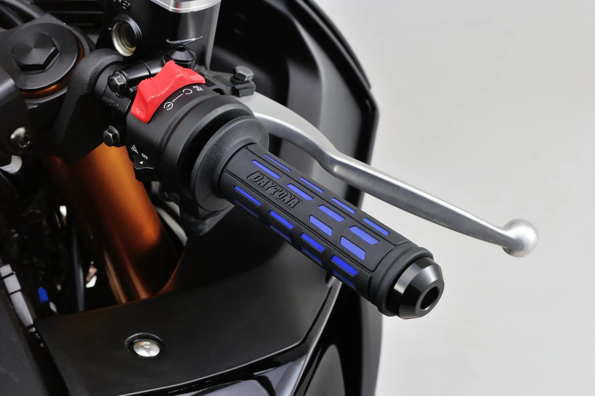 Daytona Grippy Grip - Tapered Design, 22mm Handlebar