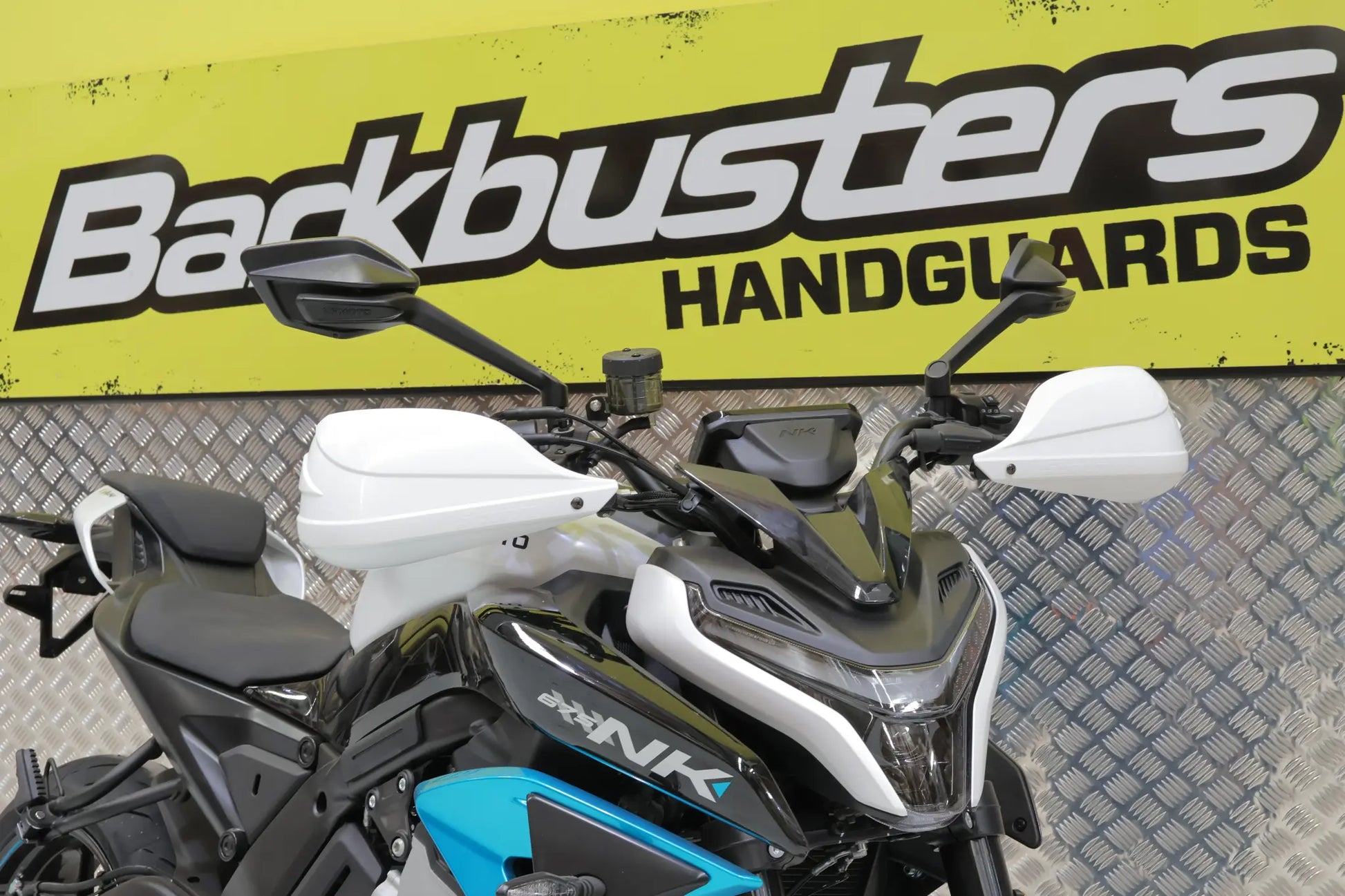 BARKBUSTERS Handguard Hardware Kit for CFMoto 675 NK