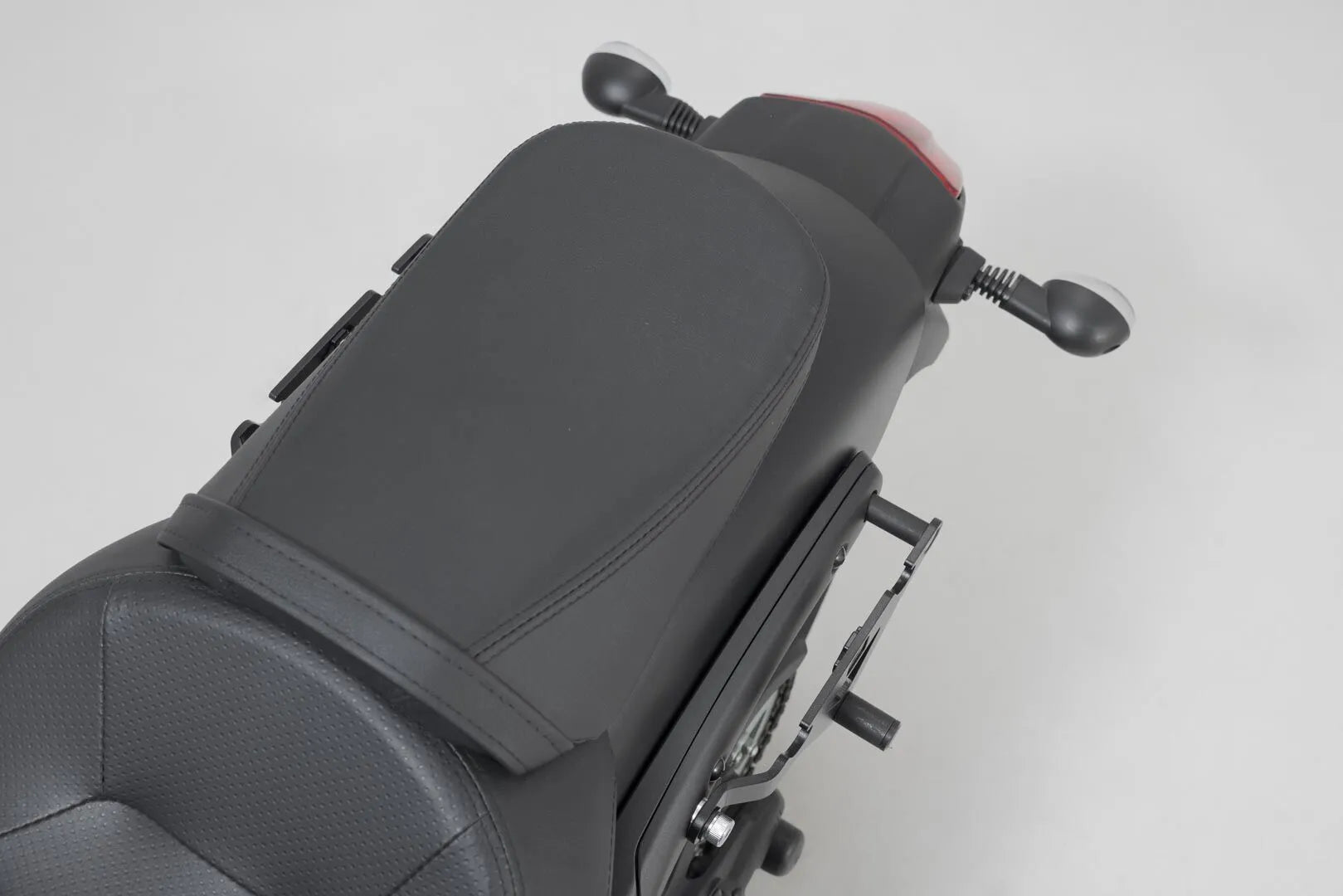 Sw-motech Slh Side Carrier For Harley-davidson