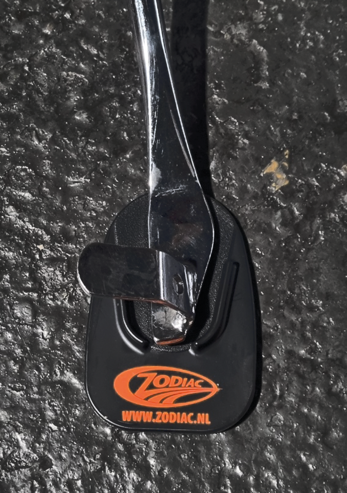 Zodiac Jiffy Stand Pad – Helmets