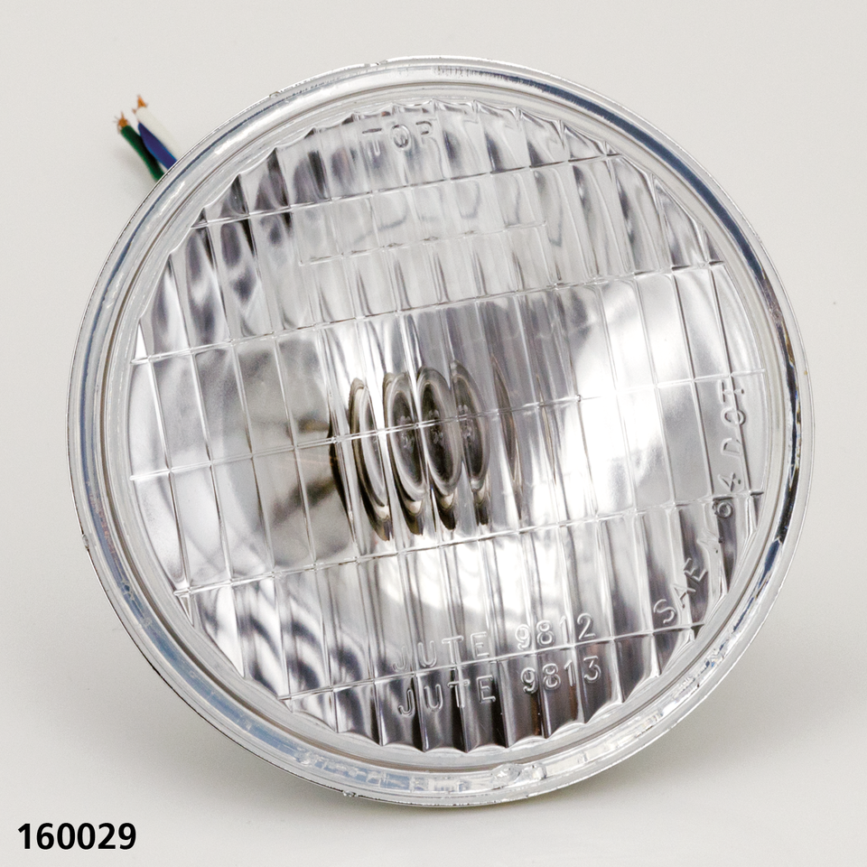 Zodiac Chrome 4 1/2" Mini Drive Light – Electric & Light